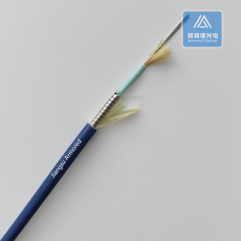 6 Cores Multi Mode Spiral Armored Fiber Cable 4.5mm Blue PVC Rodent Resistant FTTH