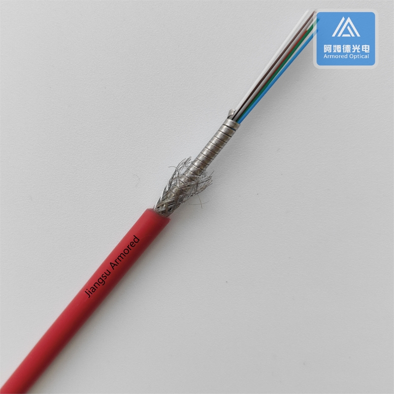 6 Cores Single Mode Spiral Armored Fiber Cable 5.0mm Red LSZH Rodent Resistant FTTH