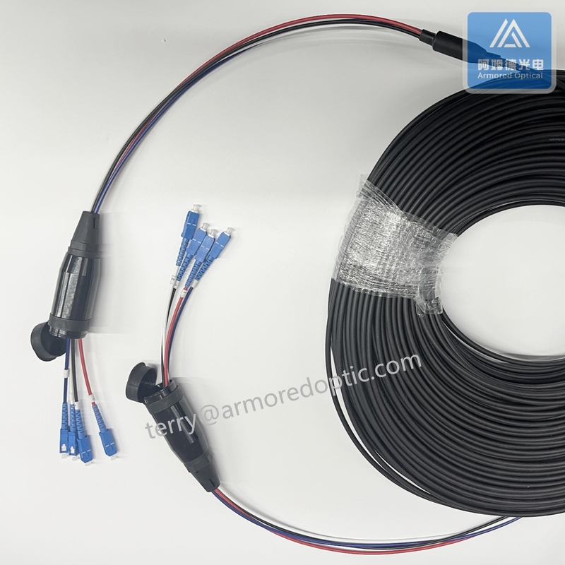 4 Cores SM Stainless Steel Armored Patch Cord SC UPC With Metallic Housing Protecting